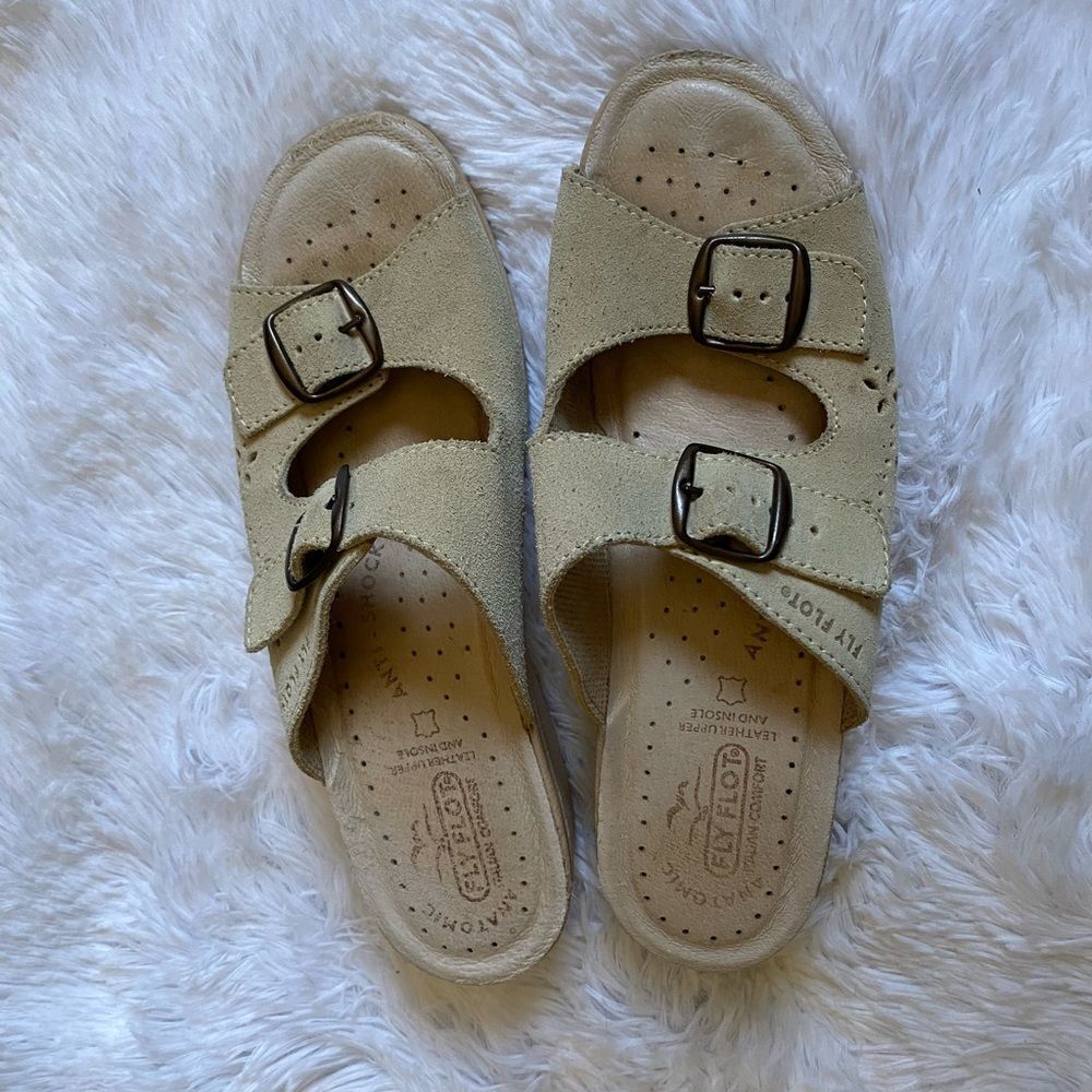 Fly Flot Sandals Buckle Comfort Shoes Slip On Women’s Size 40 US Size 9